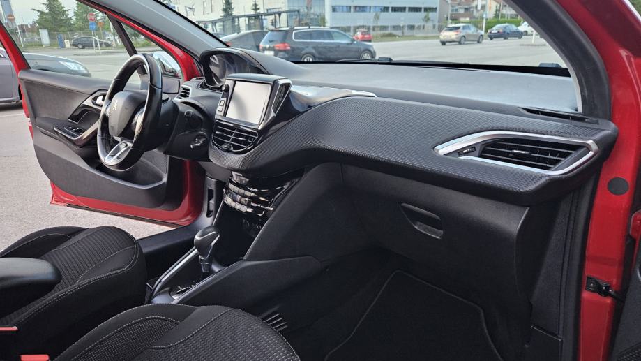 PEUGEOT 208, 1.2 THP, AUTOMATIK (DSG) 2017 GOD, 85000KM, KAO NOV, FULL, fotografija 17