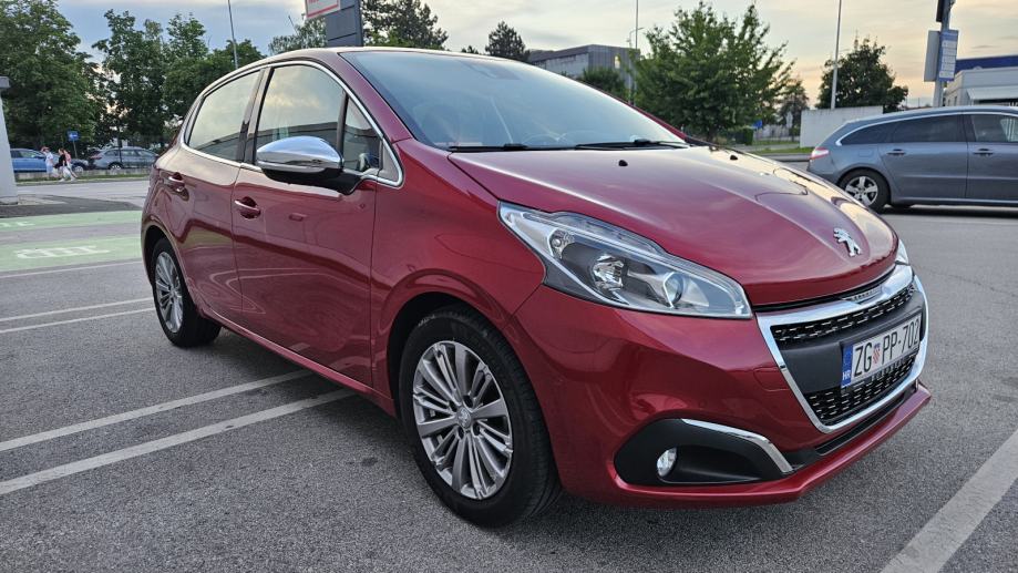 PEUGEOT 208, 1.2 THP, AUTOMATIK (DSG) 2017 GOD, 85000KM, KAO NOV, FULL, fotografija 3