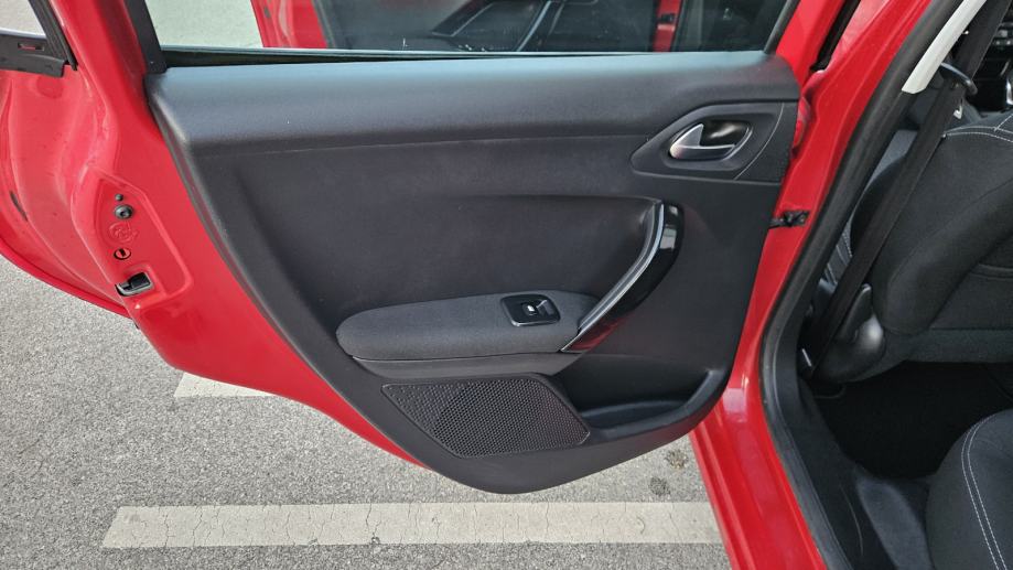 PEUGEOT 208, 1.2 THP, AUTOMATIK (DSG) 2017 GOD, 85000KM, KAO NOV, FULL, fotografija 11