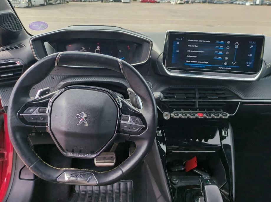 Peugeot 208 1.2#GT#AUTOMATIK#130KS#PANORAMA#SERVISNA#JAMSTVO#, fotografija 8