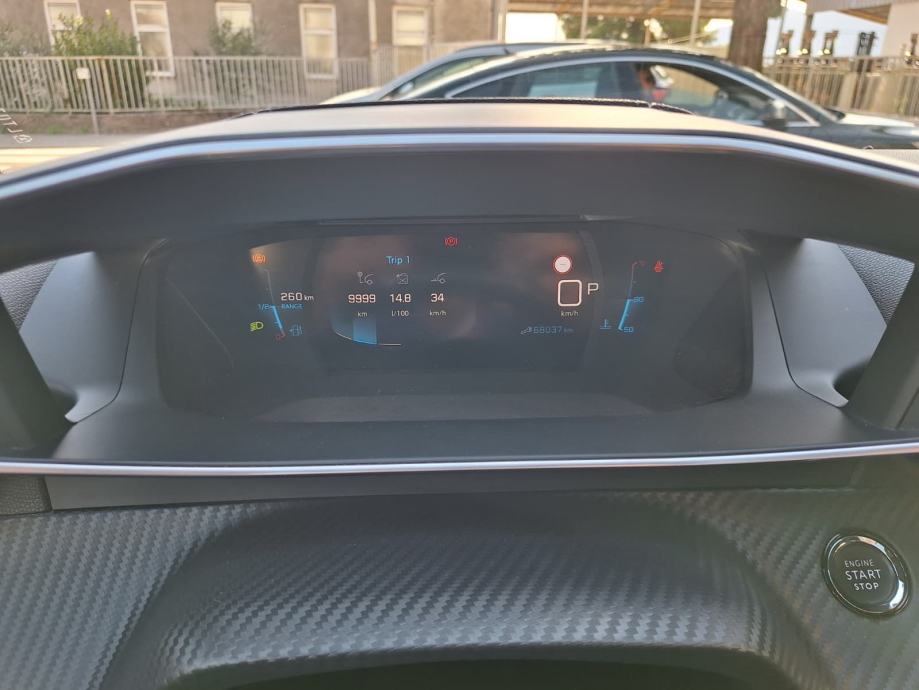 Peugeot 208 1,2 GT Line 100 KS Automatik(PANORAMSKI KROV)‼️68.000 Km, fotografija 13