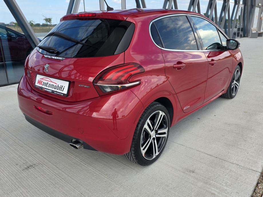 Peugeot 208 1,2 S&S GT LINE,ALU,NAVI,SPORT SJEDALA, fotografija 6
