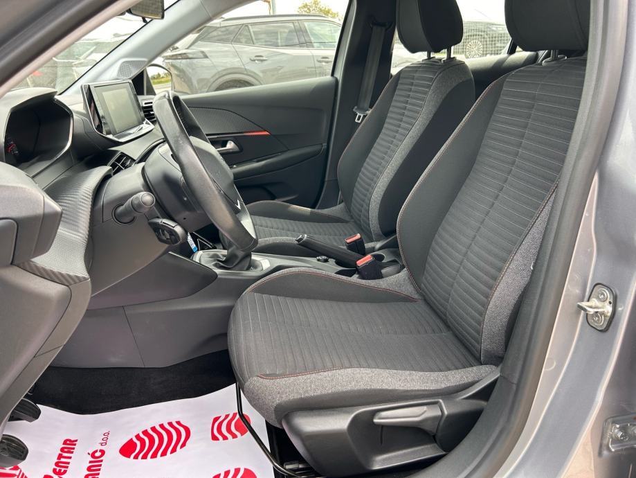 Peugeot 208 1,2 PureTech 2020.,**66700 km** NAVI, GRIJ SJED, ALU, LED, fotografija 11