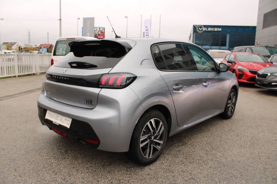 Peugeot 208 1.2 Puretech Allure AUTOMATIK, fotografija 5