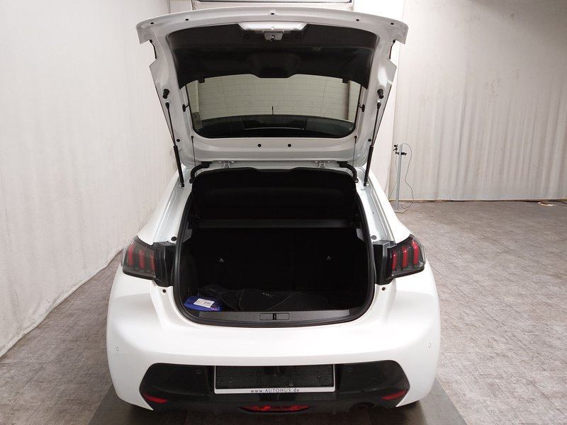 Peugeot 208 1.2 PureTech Allure • Full LED • digitalni instrumenti, fotografija 18