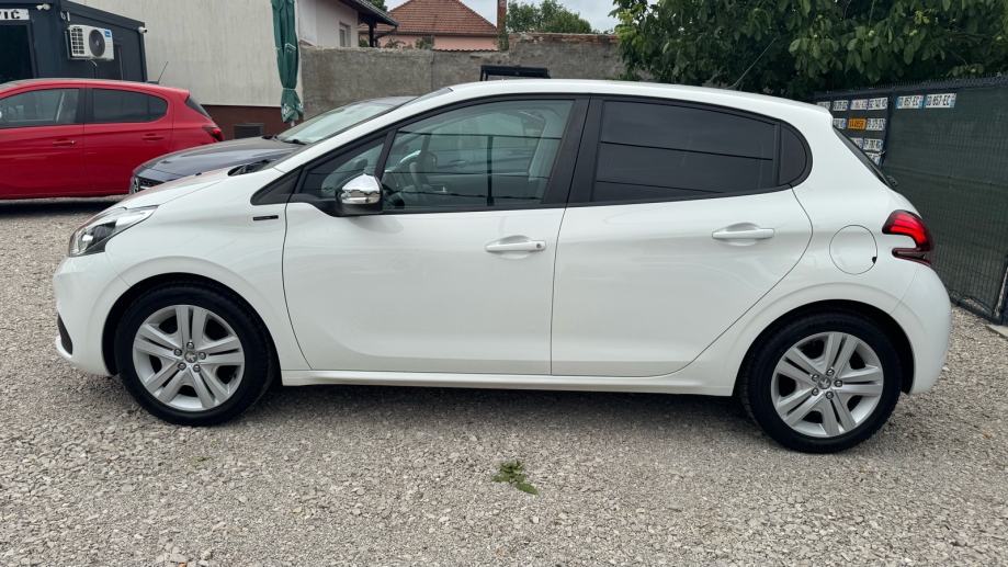 Peugeot 208 1,2 PureTech/Signature/Led/Pdc/Jamstvo, fotografija 8