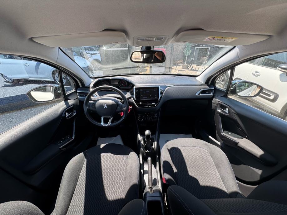 Peugeot 208 1,2 PureTech/Signature/Led/Pdc/Jamstvo, fotografija 9