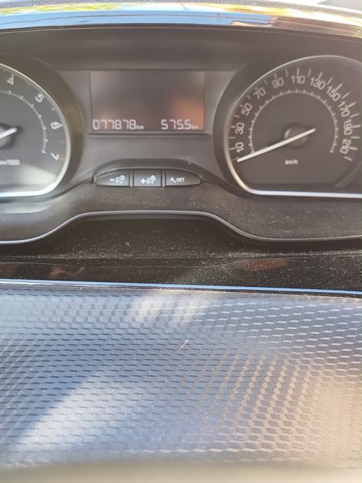 Peugeot 208 1,2 PureTech, fotografija 11