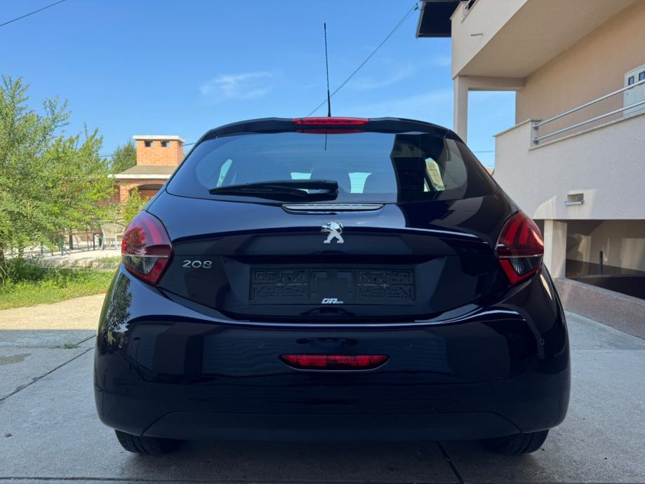 Peugeot 208 1,2 PureTech U SUSTAVU PDV-a, samo 72.000 km !, pogled izvana - slika 4