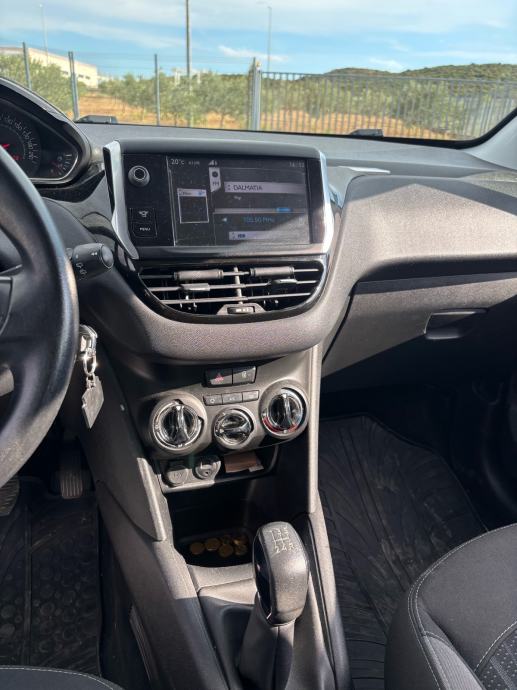 Peugeot 208 1,2 VTi *čitaj opis*, fotografija 8