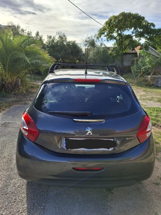 Peugeot 208 1,2 VTi reg. do 10/26 Povećana potrošnja ulja, pogled izvana - slika 3