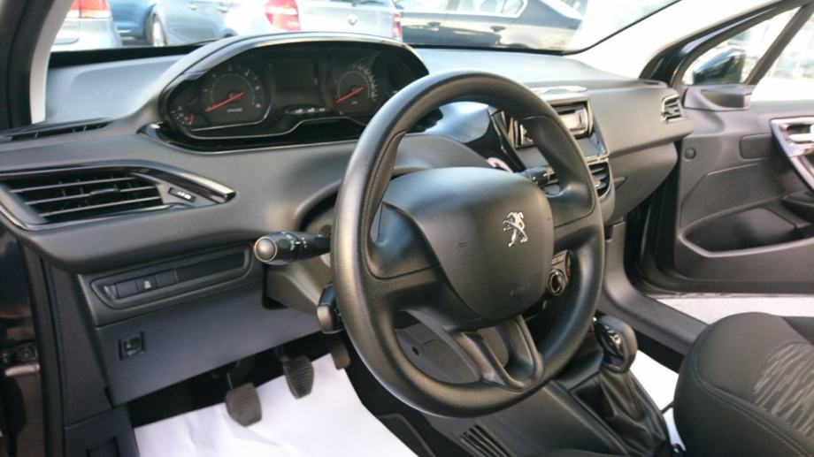 Peugeot 208 1,4 HDi, 012 god. **tempomatklima**, 2012 god.