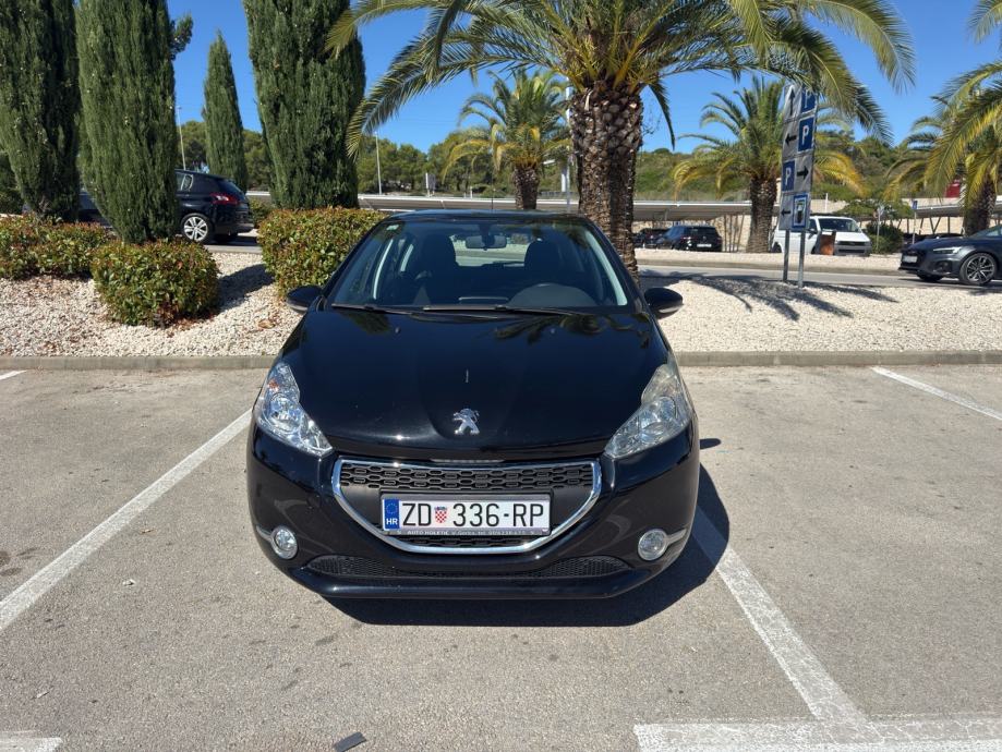 Peugeot 208, 1.4 HDi, 2013.g, fotografija 8