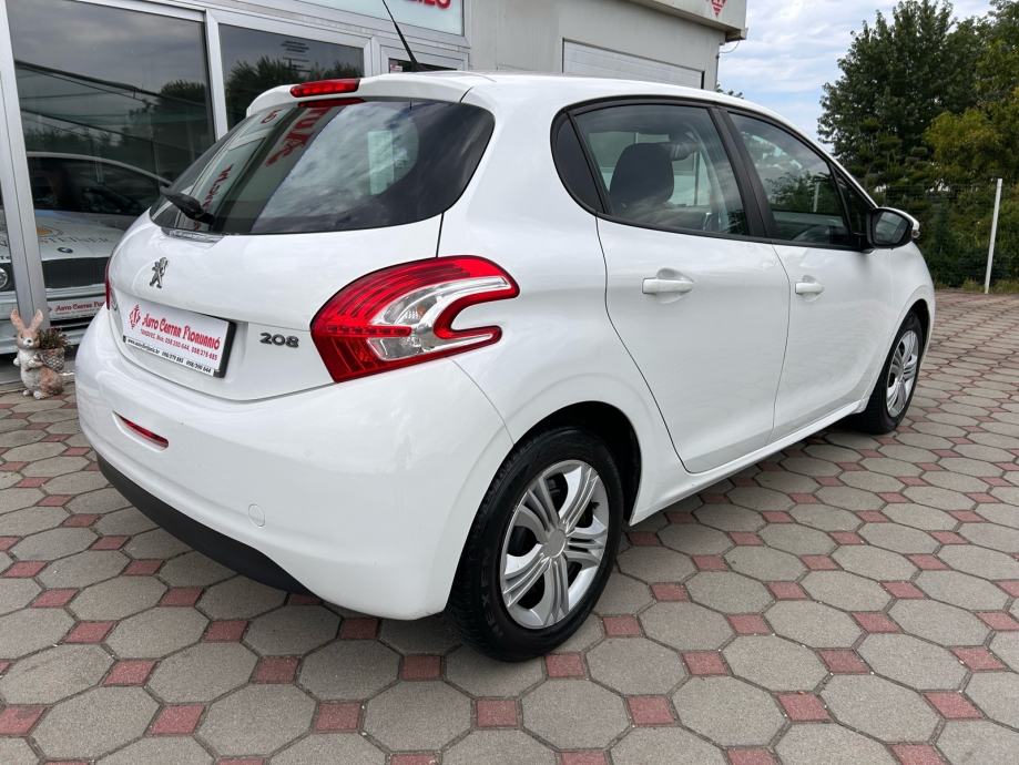 Peugeot 208 1,4 HDi 2015.,reg:24.2.2027.,VELIKI SERVIS, NAVI, TEMP..., fotografija 5