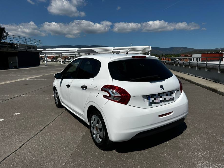 Peugeot 208 1,4 HDi Hr.Auto Reg.06/2027 Klima, fotografija 7