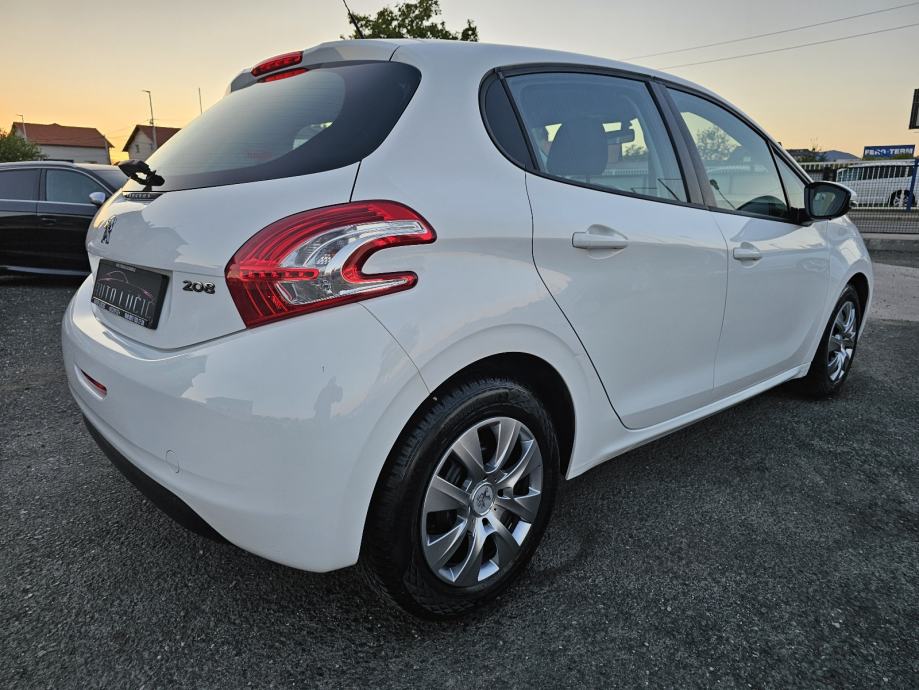 Peugeot 208 1,4 HDi ***HR-VOZILO***ODLIČNO-STANJE***SAMO-167TKM***, fotografija 5