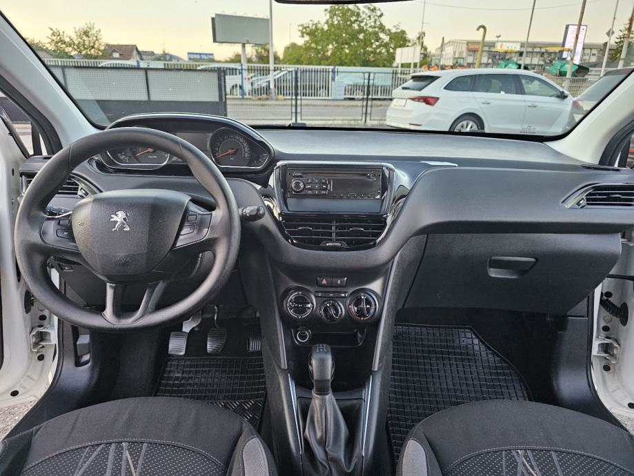 Peugeot 208 1,4 HDi ***HR-VOZILO***ODLIČNO-STANJE***SAMO-167TKM***, fotografija 14