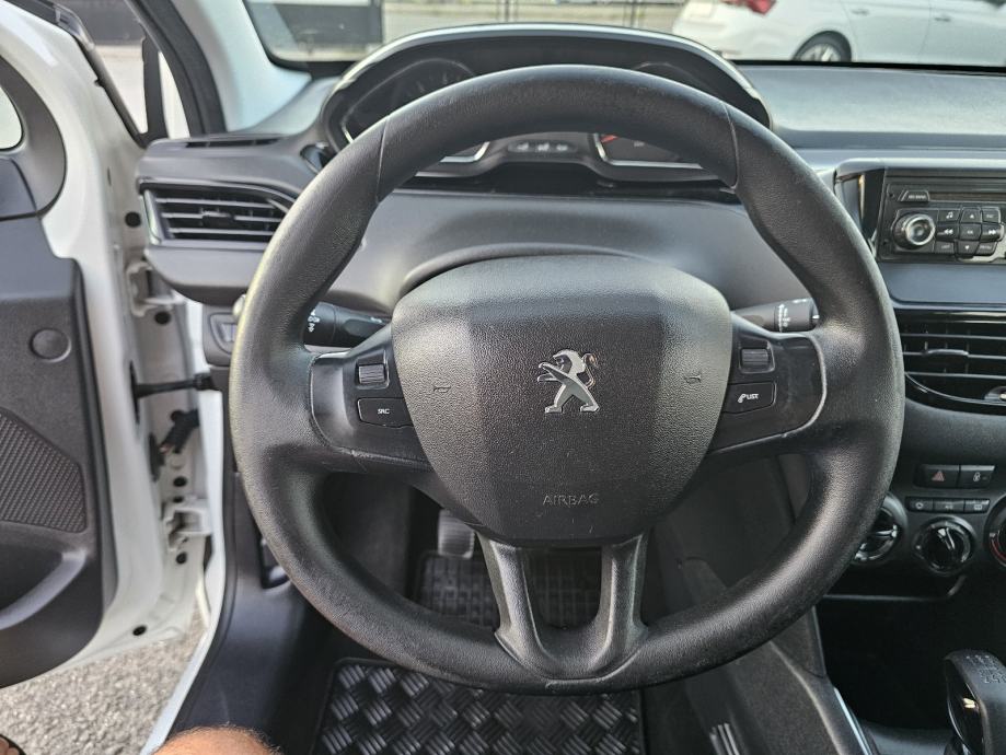 Peugeot 208 1,4 HDi ***HR-VOZILO***ODLIČNO-STANJE***SAMO-167TKM***, fotografija 16