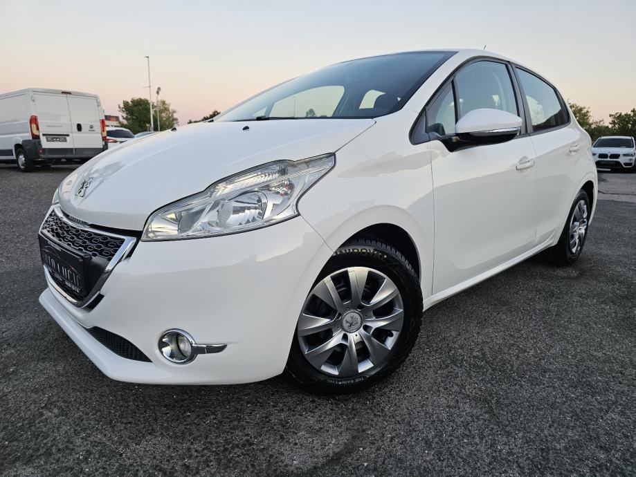 Peugeot 208 1,4 HDi ***HR-VOZILO***ODLIČNO-STANJE***SAMO-167TKM***, fotografija 19