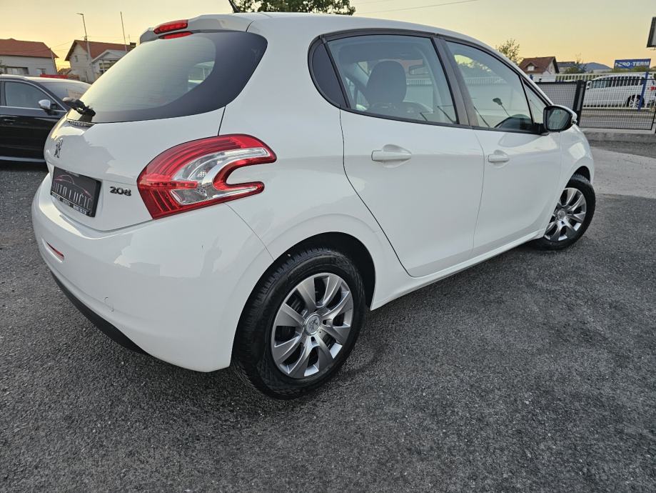 Peugeot 208 1,4 HDi ***HR-VOZILO***ODLIČNO-STANJE***SAMO-167TKM***, fotografija 20