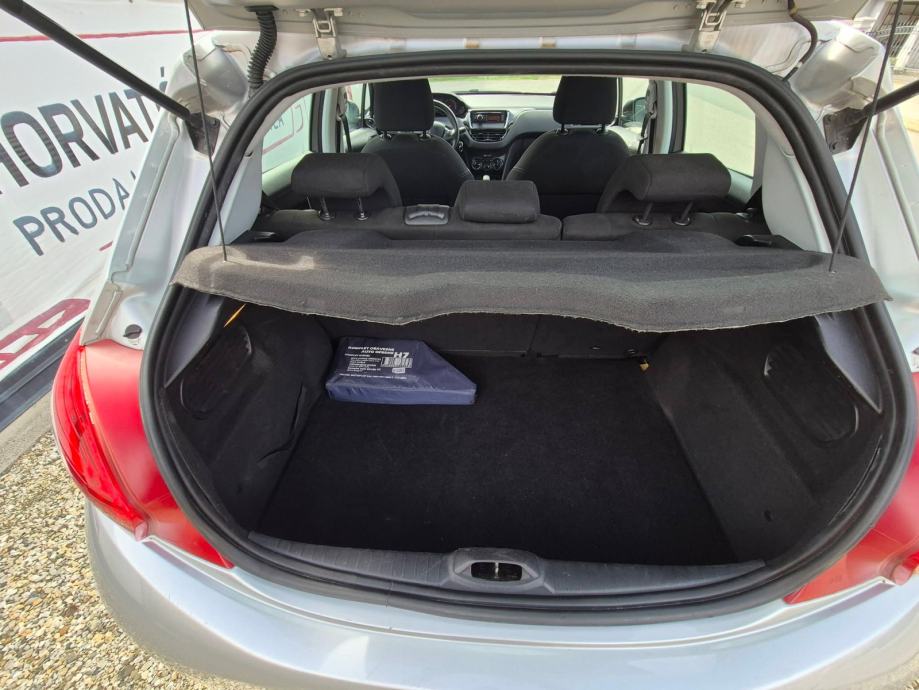 Peugeot 208 1,4 HDi,klima,samo 174 tkm,veliki,mali servis, fotografija 17