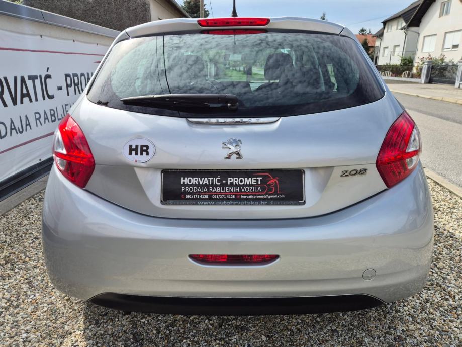 Peugeot 208 1,4 HDi,klima,samo 174 tkm,veliki,mali servis, fotografija 8