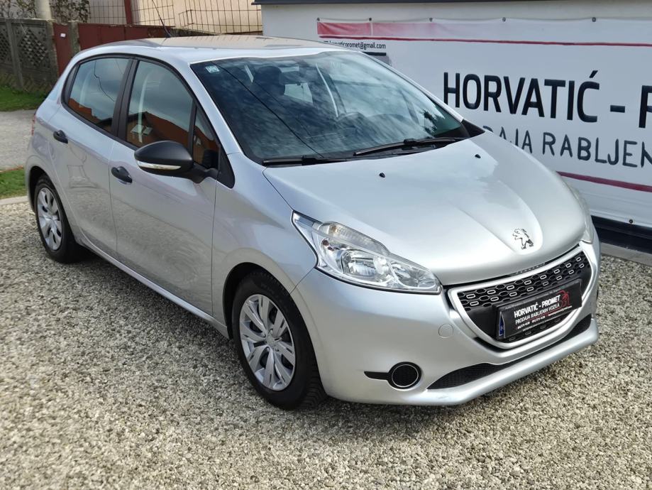 Peugeot 208 1,4 HDi,klima,samo 174 tkm,veliki,mali servis, fotografija 2