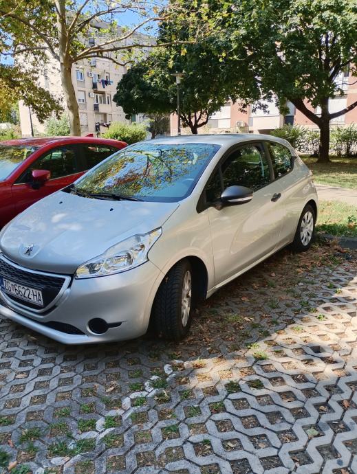 Peugeot 208 1,4 HDi, pogled izvana - slika 2