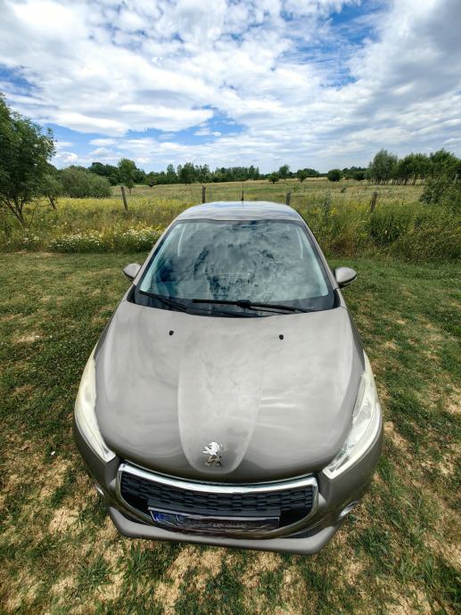 Peugeot 208 1,4 VTi, pogled izvana - slika 5