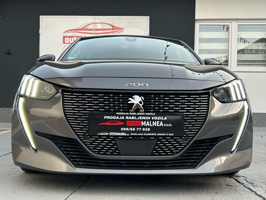 Peugeot 208 1,5 BlueHDI 2020G.GTline FULL OPREMA AKTRAKTIVAN SERVISNA, fotografija 5