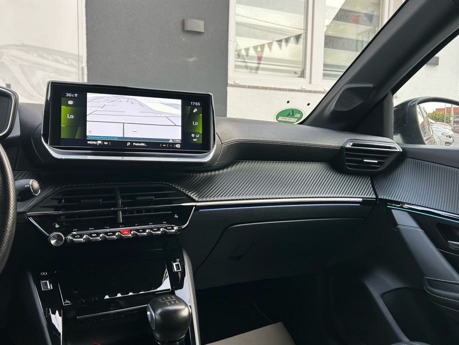 Peugeot 208 1,5 BlueHDI 2020G.GTline FULL OPREMA AKTRAKTIVAN SERVISNA, fotografija 20