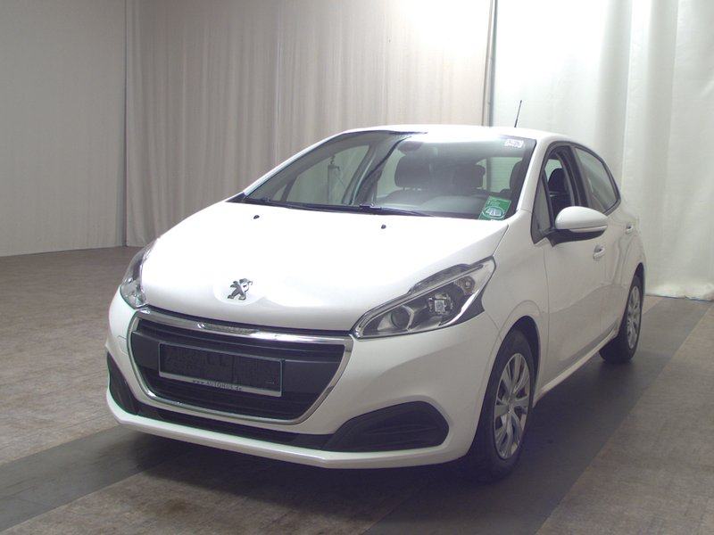 Peugeot 208 1.5 BlueHDI Active • navigacija, fotografija 2