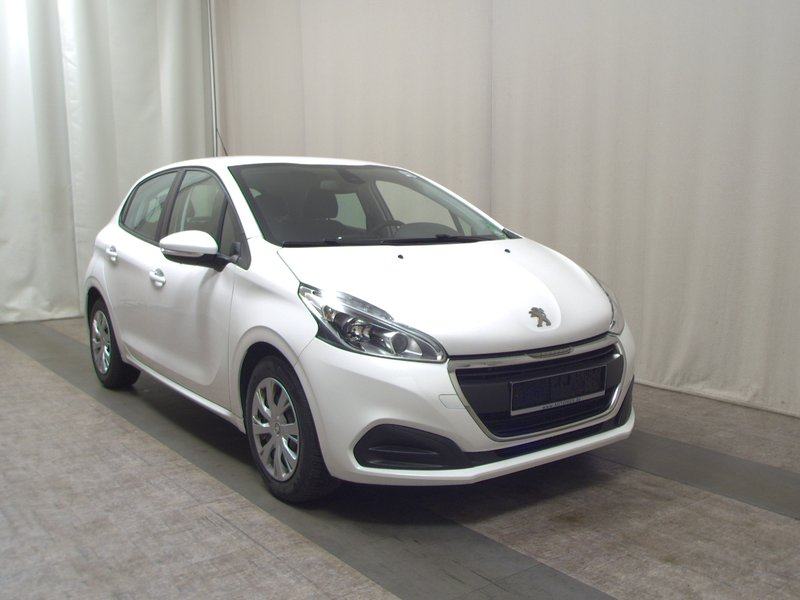 Peugeot 208 1.5 BlueHDI Active • navigacija, fotografija 3