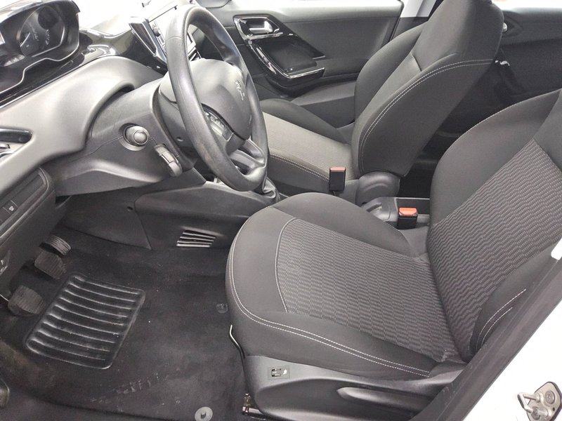 Peugeot 208 1.5 BlueHDI Active • navigacija, fotografija 8