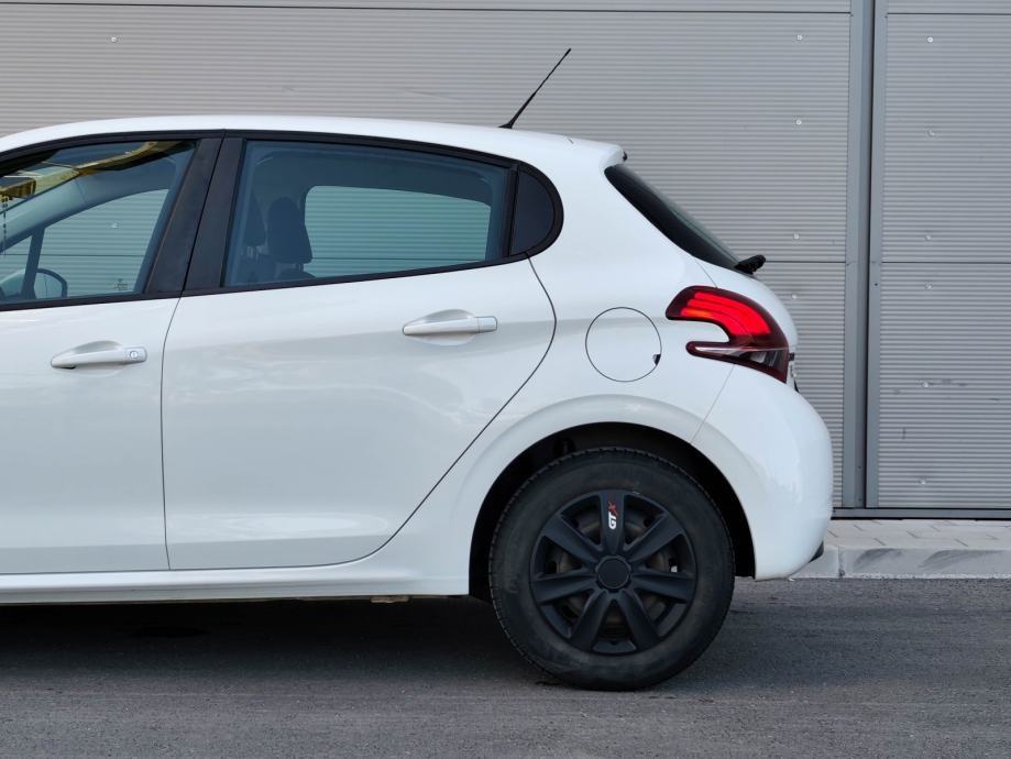 Peugeot 208 1,5 BlueHDI LEASING BEZ UČEŠĆA I BEZ JAMACA, fotografija 3