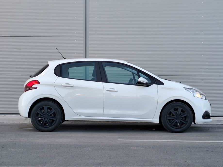 Peugeot 208 1,5 BlueHDI LEASING BEZ UČEŠĆA I BEZ JAMACA, fotografija 4