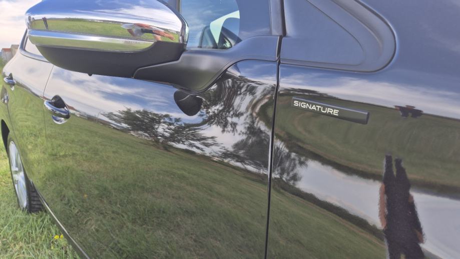 Peugeot 208,signature, 1,5 BlueHDI,2019,veliki servis,reg, fotografija 17