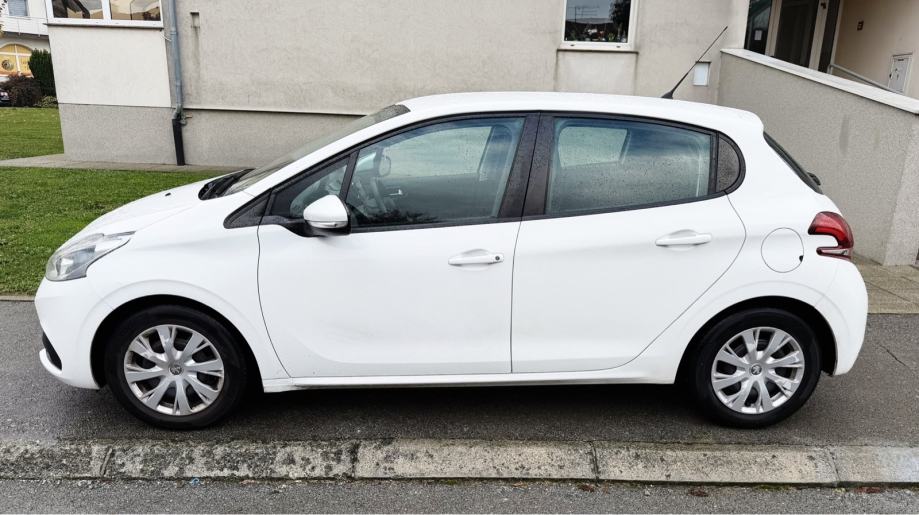 Peugeot 208 1,6 BlueHDi * HR Auto * 126.000 km * AKCIJA, fotografija 4
