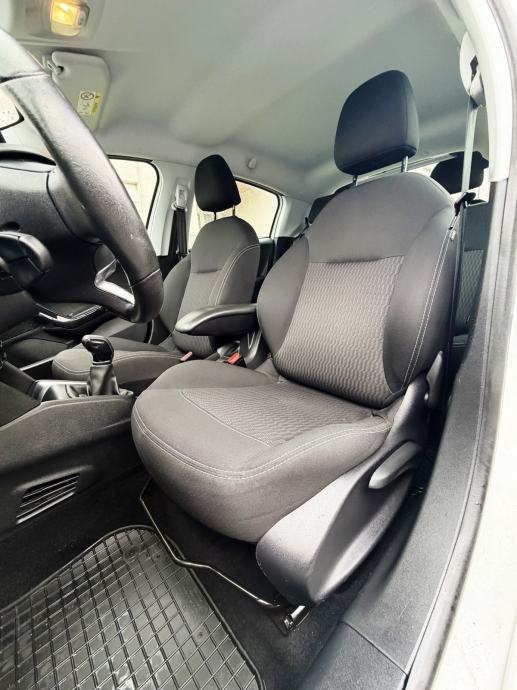 Peugeot 208 1,6 BlueHDi * HR Auto * 126.000 km * AKCIJA, fotografija 12
