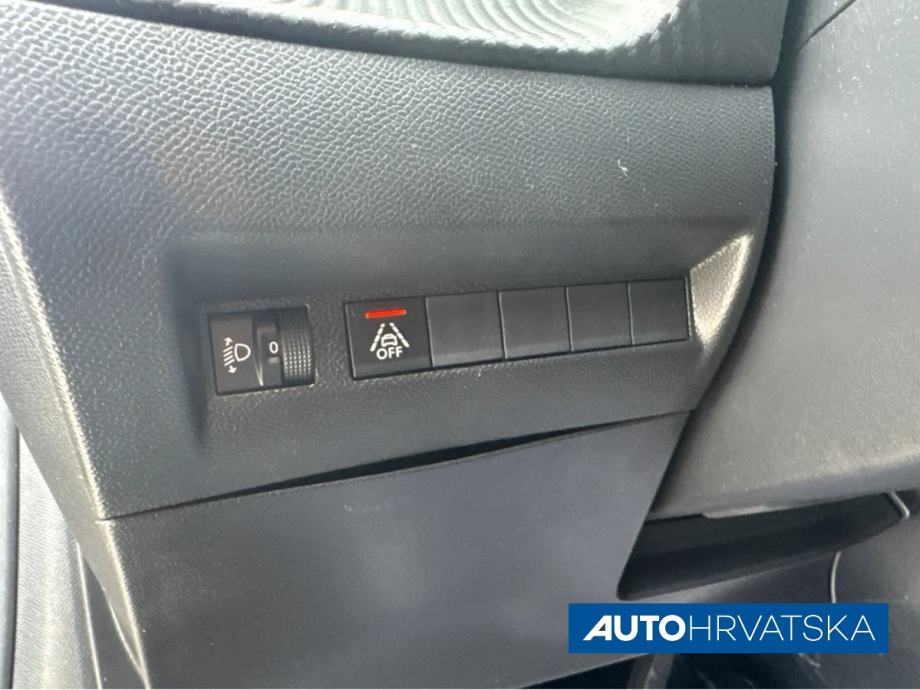 PEUGEOT 208 ACTIVE 1,5 BLUEHDI 100 S&S BVM6- Jamstvo 15 mjeseci!, 11.8, fotografija 13