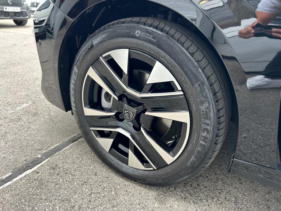PEUGEOT 208 ALLURE HYBRID 110 e-DCS6 - 2026 - 14000 km - GRATIS REG.!, fotografija 7