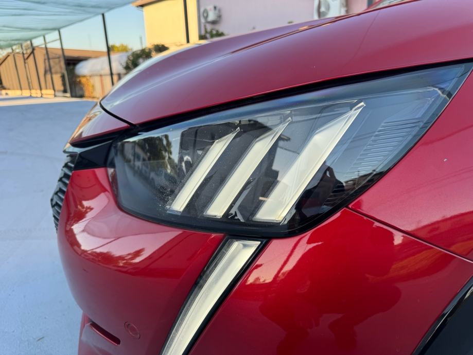 Peugeot 208 GT Line, 130KS, Panorama, fotografija 7