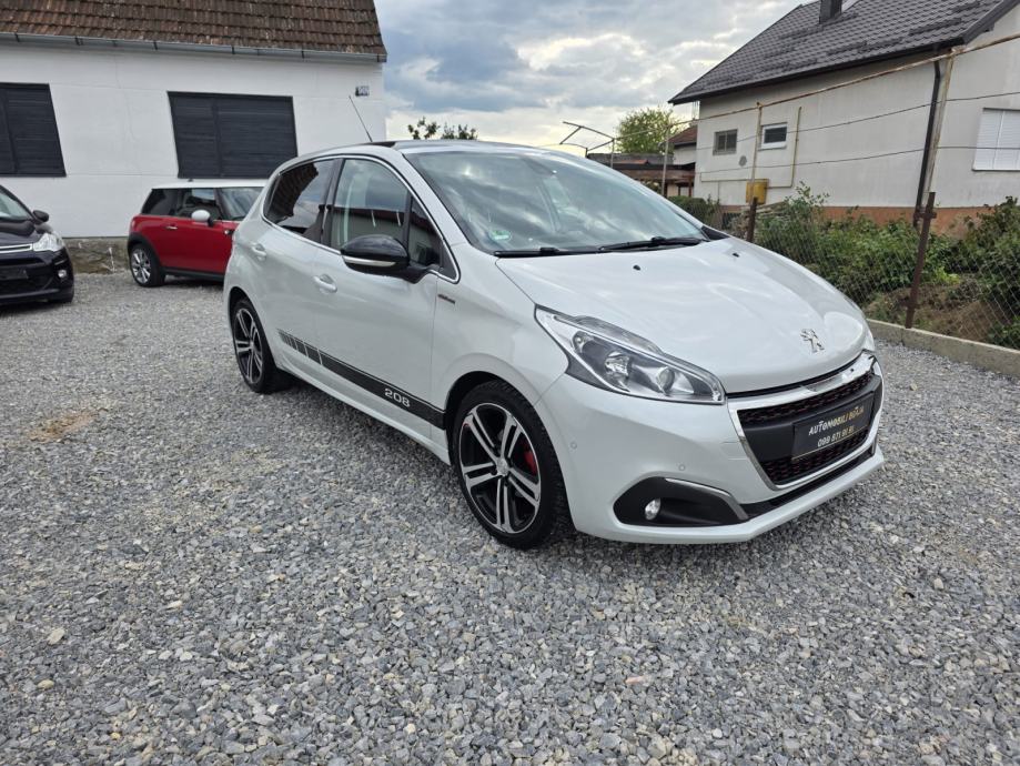 Peugeot 208 GT Line, fotografija 3