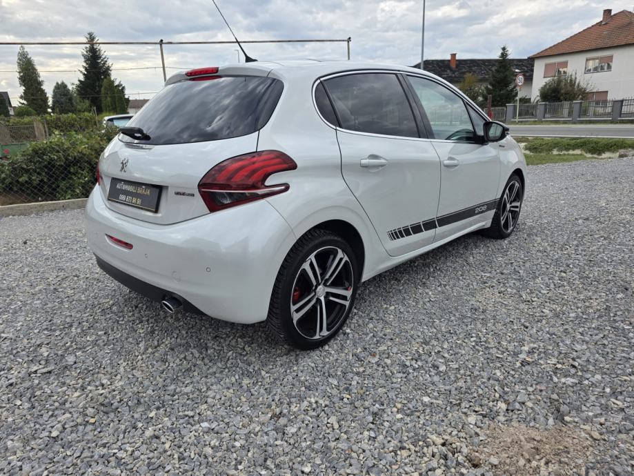 Peugeot 208 GT Line, fotografija 5