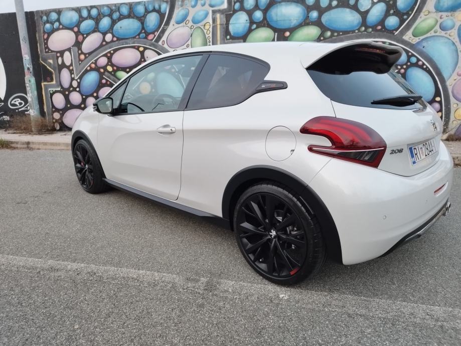 Peugeot 208 Gti by sport, fotografija 20