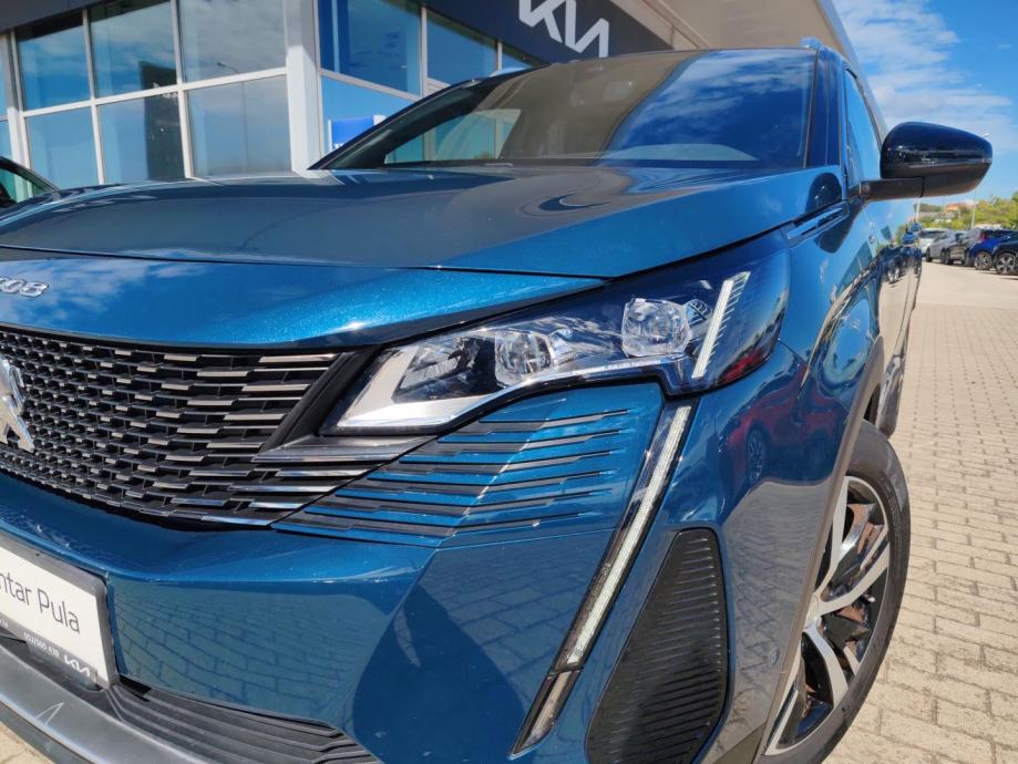Peugeot 3008 1.2 130 gt line napravljen veliki serivs, UREDNO ODRŽAV, fotografija 7