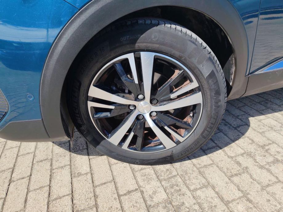 Peugeot 3008 1.2 130 gt line napravljen veliki serivs, UREDNO ODRŽAV, fotografija 8