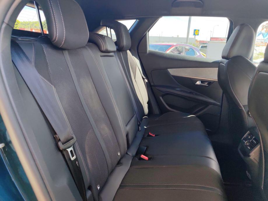 Peugeot 3008 1.2 130 gt line napravljen veliki serivs, UREDNO ODRŽAV, fotografija 12