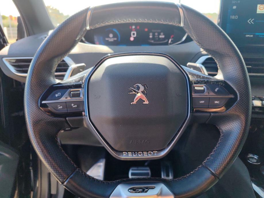 Peugeot 3008 1.2 130 gt line napravljen veliki serivs, UREDNO ODRŽAV, fotografija 16
