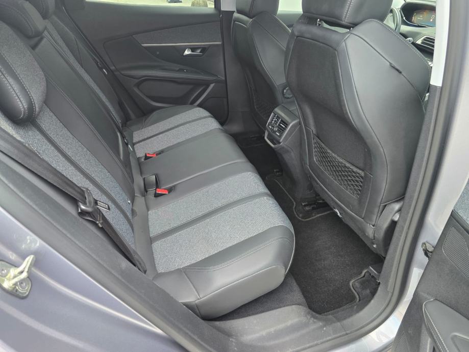 Peugeot 3008 1,2 Allure 130 KS, 1. vl., Top Stanje, Veliki servis!, fotografija 14